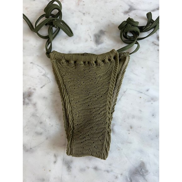 CLEONIE Peninsula Bikini Bottoms size XS/ S NEW - Picture 2 of 4